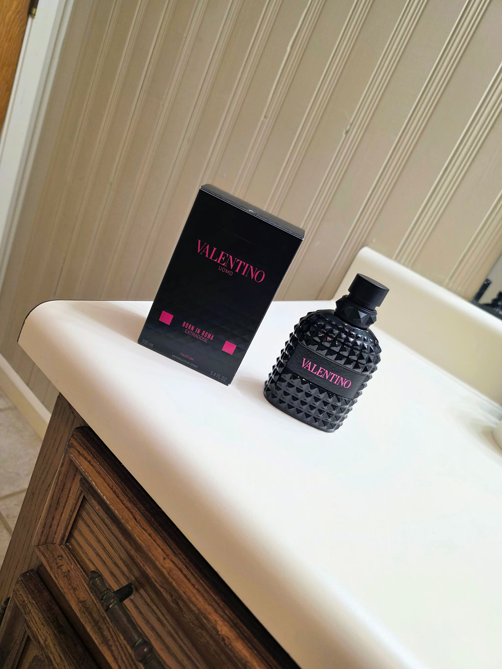 Valentino Born In Roma Extradose